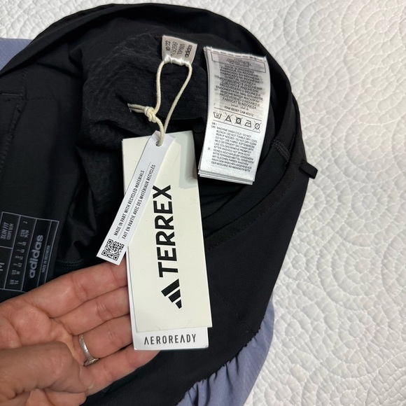 NWT Adidas Black and Gray Skort Athletic Shorts - Picture 11 of 16